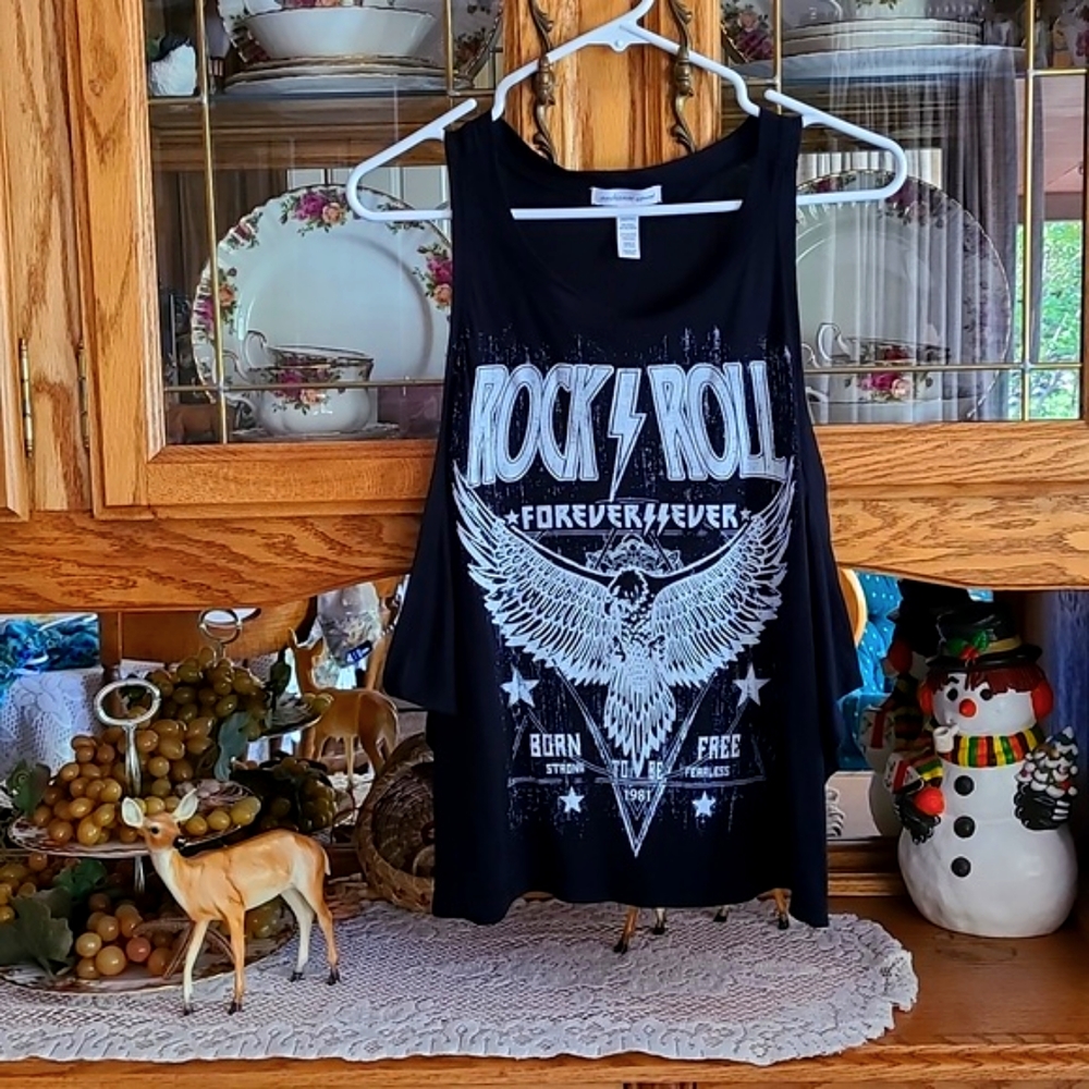 AMBIANCE APPAREL ROCK N ROLL TANK TOP
